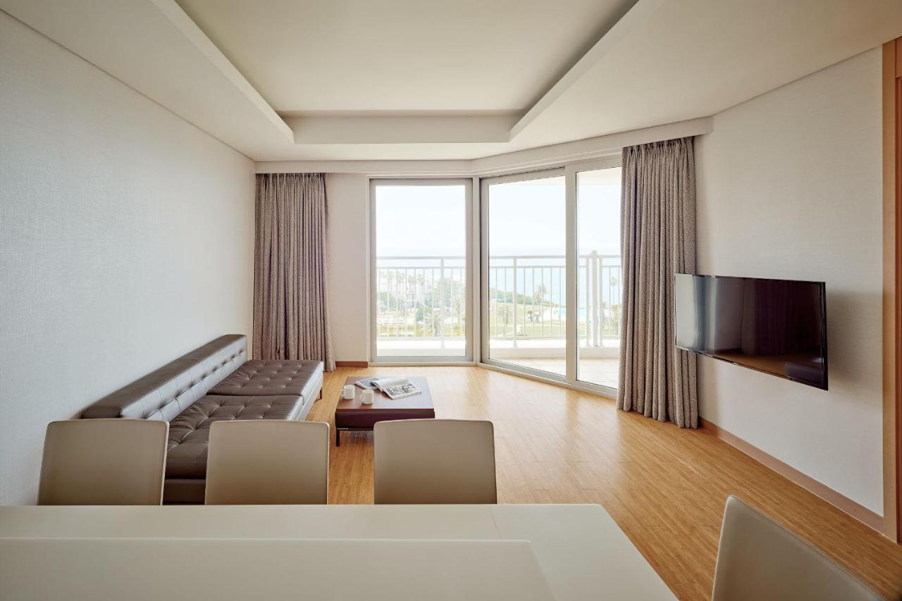 Hotel Sono Calm Jeju à Seogwipo Extérieur photo